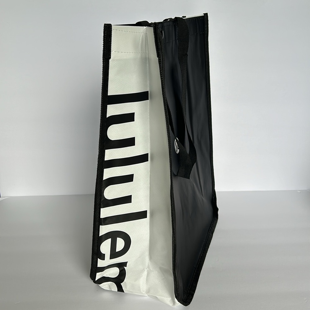 🆕 LULULEMON Three Reusable Totes Carryall Handbag Shopping Bags Black Red White - Picture 8 of 16